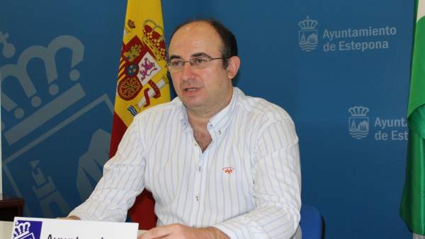 El edil de Hacienda de Estepona, Manuel Aguilar. El edil de Hacienda de Estepona, Manuel Aguilar.