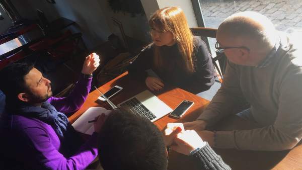 Reunión del PSOE con la asociación Adriano Antinoó. Reunión del PSOE con la asociación Adriano Antinoó.