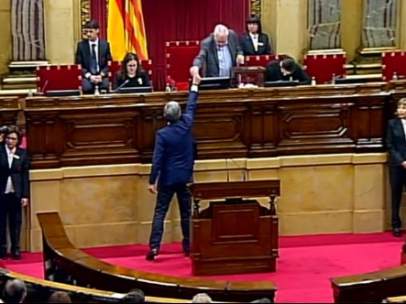 Momento de la votación del presidente del Parlament.