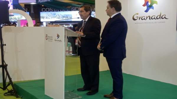 El presidente de la Diputación de Granada, José Entrena, en Fitur El presidente de la Diputación de Granada, José Entrena, en Fitur
