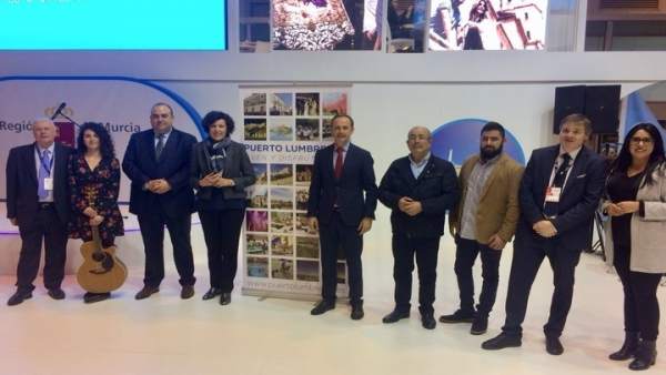 Javier Celdrán, en el área de negocio del estand de la Región en Fitur Javier Celdrán, en el área de negocio del estand de la Región en Fitur