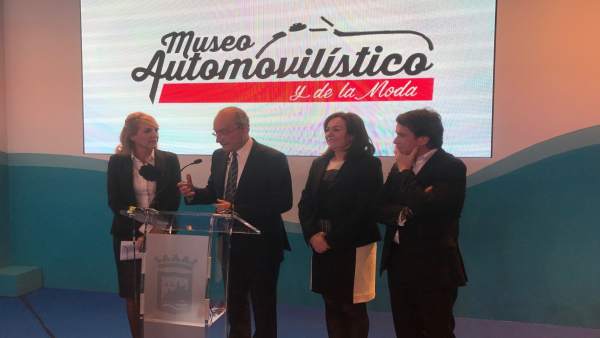 El Ayuntamiento De Málaga Informa: El Museo Automovilístico Y De La Moda Present El Ayuntamiento De Málaga Informa: El Museo Automovilístico Y De La Moda Present