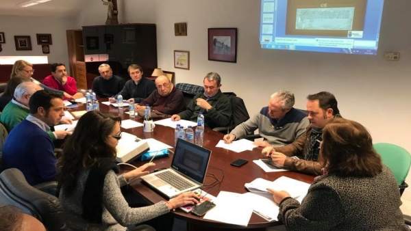 Reunión para organizar la celebración del 650 aniversario del Condado de Niebla. Reunión para organizar la celebración del 650 aniversario del Condado de Niebla.
