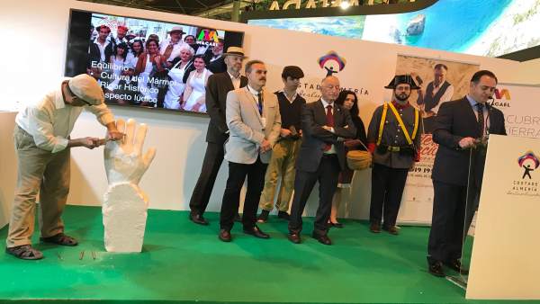 La recreación 'Caciques y canteros' de Macael se presenta en Fitur 2018. La recreación 'Caciques y canteros' de Macael se presenta en Fitur 2018.