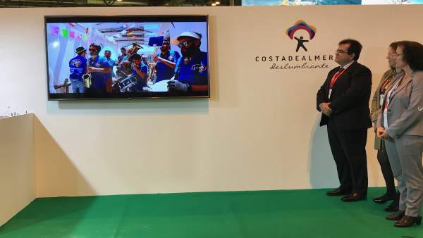 Garrucha presenta vídeo promocional sobre las fiestas de la Virgen del Carmen. Garrucha presenta vídeo promocional sobre las fiestas de la Virgen del Carmen.