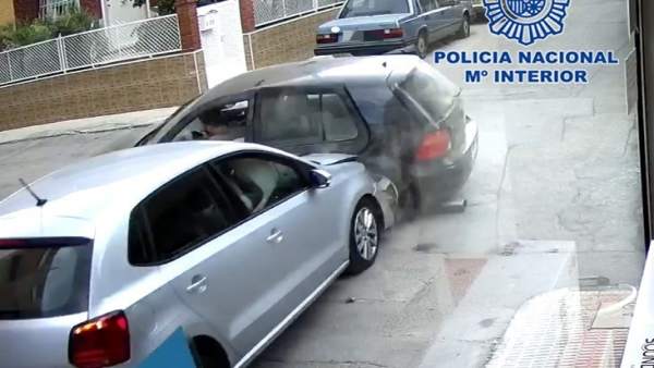 'Detenidos Cuatro Amigos Por Simular Un Accidente De Tráfico Para Estafar Compañ 'Detenidos Cuatro Amigos Por Simular Un Accidente De Tráfico Para Estafar Compañ