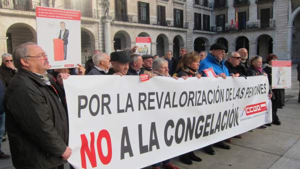 Concentración de CCOO por las pensiones Concentración de CCOO por las pensiones