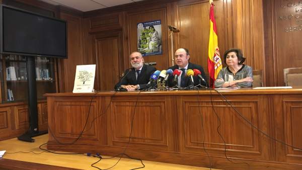 Fernando Hernández, Joaquín Delgado y Soledad Díaz Fernando Hernández, Joaquín Delgado y Soledad Díaz