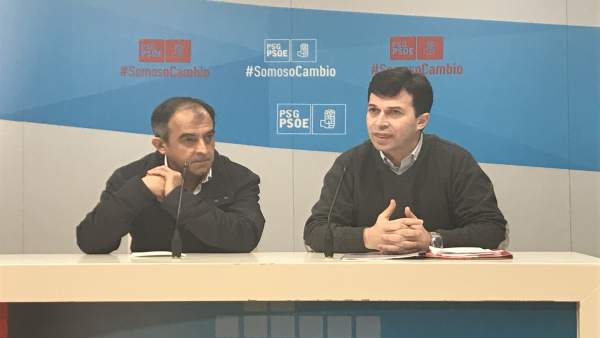 El líder del PSdeG, G. Caballero, junto al de UGT Galicia, José Antonio Gómez El líder del PSdeG, G. Caballero, junto al de UGT Galicia, José Antonio Gómez