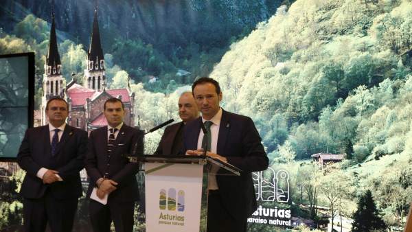 Guillermo Martínez presenta Covadonga Centenarios en Fitur Guillermo Martínez presenta Covadonga Centenarios en Fitur
