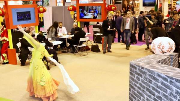 Santisteve ha visitado este jueves Fitur Santisteve ha visitado este jueves Fitur