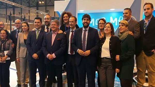 Foto diputados GPP con presidente López Miras en FITUR Foto diputados GPP con presidente López Miras en FITUR