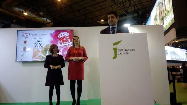 Úbeda y Baeza cumplen 15 años como Ciudades Patrimonio en Fitur Úbeda y Baeza cumplen 15 años como Ciudades Patrimonio en Fitur