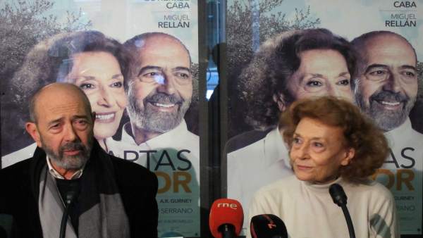 Miguel Rellán y Julia Gutiérrez Caba presentan ' Cartas de amor' en València Miguel Rellán y Julia Gutiérrez Caba presentan ' Cartas de amor' en València