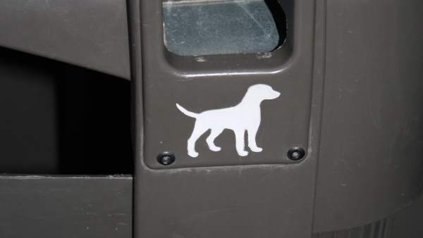 Papelera con bolsas para las cacas de perro Madrid Papelera con bolsas para las cacas de perro Madrid