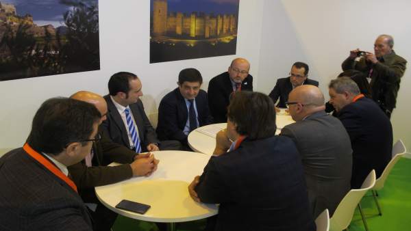 Presidente de la Diputación de Jaén, Francisco Reyes, se reúne con empresarios Presidente de la Diputación de Jaén, Francisco Reyes, se reúne con empresarios