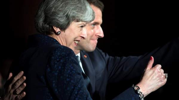 Theresa May y Emmanuel Macron Theresa May y Emmanuel Macron