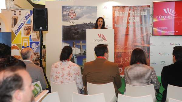 Carmen Gómez durante la presentación Carmen Gómez durante la presentación