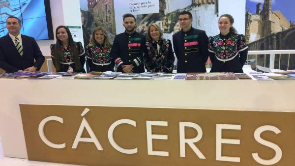 Np Fitur: Presentación Oferta Turistica De Caceres Np Fitur: Presentación Oferta Turistica De Caceres