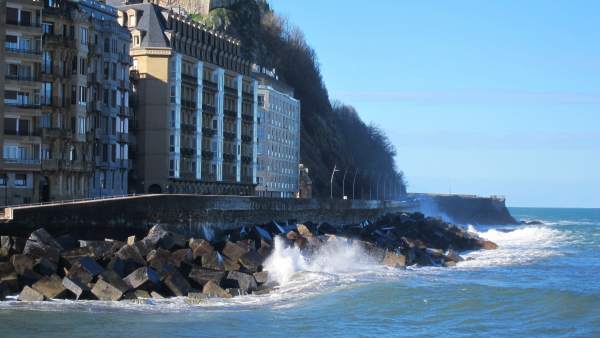 Olas en San Sebastián Olas en San Sebastián