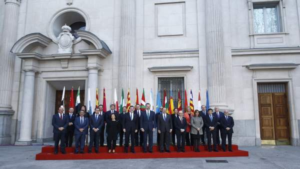 Foto de familia de la Conferencia de Presidentes en el Senado Foto de familia de la Conferencia de Presidentes en el Senado
