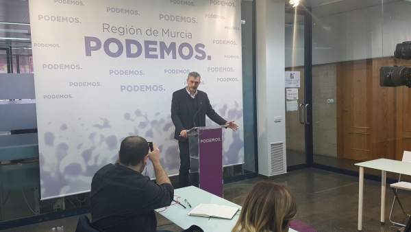 El secretario general de Podemos en la Región de Murcia, Óscar Urralburu El secretario general de Podemos en la Región de Murcia, Óscar Urralburu