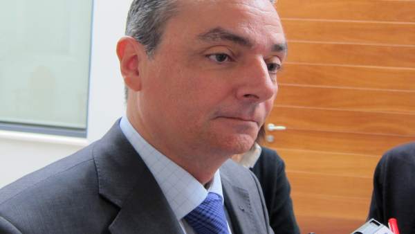 Salvador Navarro, Atiende A Los Medios Salvador Navarro, Atiende A Los Medios