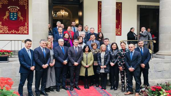 Foto de familia de Coprepa y autoridades encabezadas por el presidente Clavijo Foto de familia de Coprepa y autoridades encabezadas por el presidente Clavijo