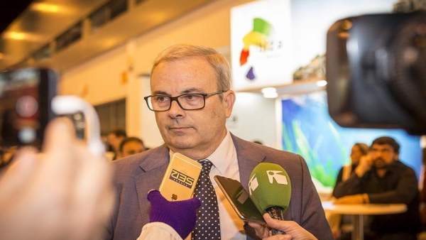 El presidente del Consell de Ibiza, Vicent Torres, en Fitur El presidente del Consell de Ibiza, Vicent Torres, en Fitur