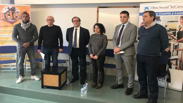 Rueda de prensa sobre los programas 'Reincorpora' de La Caixa Rueda de prensa sobre los programas 'Reincorpora' de La Caixa