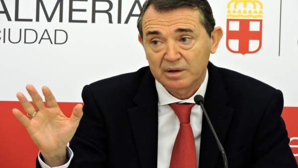 El portavoz del PSOE en el Ayuntamiento de Almería, Juan Carlos Pérez Navas El portavoz del PSOE en el Ayuntamiento de Almería, Juan Carlos Pérez Navas