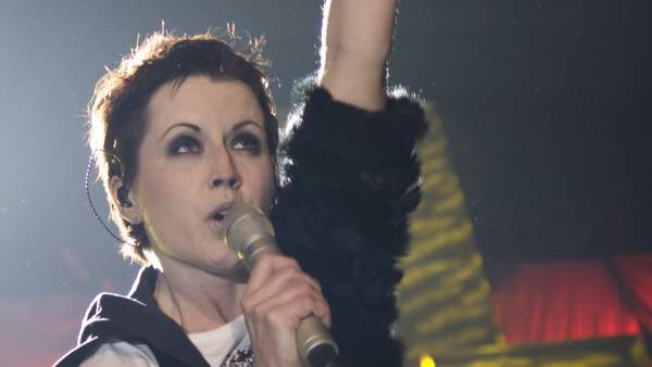 Dolores O'Riordan Dolores O'Riordan