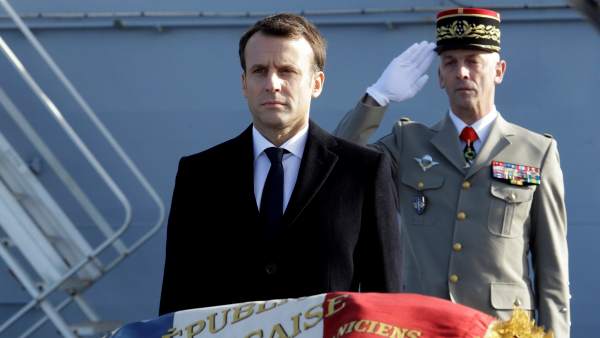 Macron Macron
