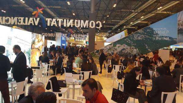 Espacio de reuniones en el stand valenciano Espacio de reuniones en el stand valenciano