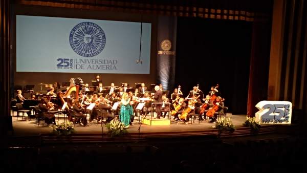 Concierto por el 25 aniversario de la UAL Concierto por el 25 aniversario de la UAL