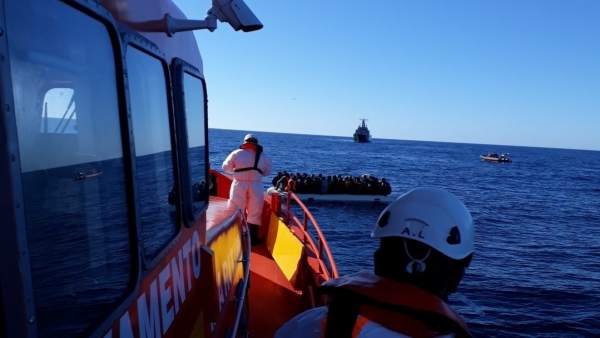 Salvamar Spica, en un rescate en diciembre de 2017 Salvamar Spica, en un rescate en diciembre de 2017