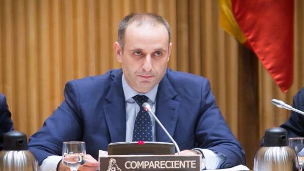 El presidente del FROB, Jaime Ponce, en la Comisión de Economía del Congreso El presidente del FROB, Jaime Ponce, en la Comisión de Economía del Congreso