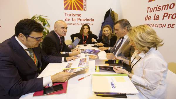Nota De Prensa. Balance Fitur Nota De Prensa. Balance Fitur