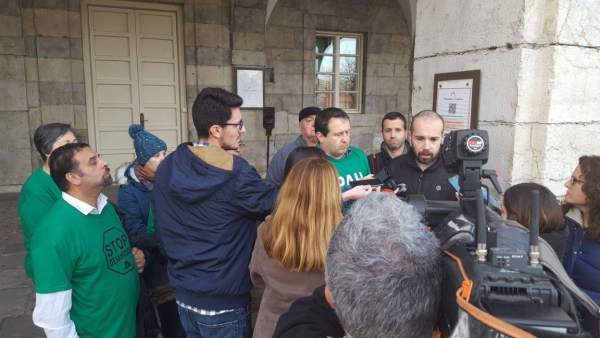 La PAH registra una iniciativa legislativa sobre la Ley de Vivienda La PAH registra una iniciativa legislativa sobre la Ley de Vivienda