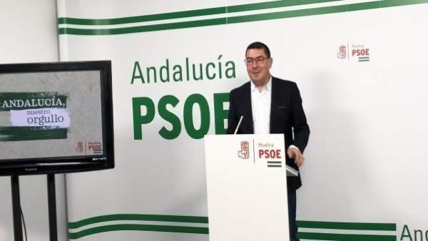 El portavoz de la Ejecutiva Provincial del PSOE de Huelva, Manuel Domínguez. El portavoz de la Ejecutiva Provincial del PSOE de Huelva, Manuel Domínguez.
