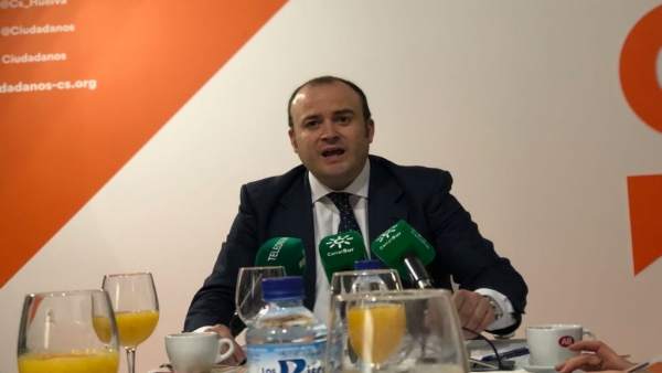 El parlamentario de Ciudadanos por Huelva, Julio Díaz. El parlamentario de Ciudadanos por Huelva, Julio Díaz.