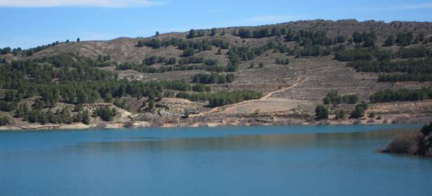 Uno de los embalses de la Cuenca del Ebro