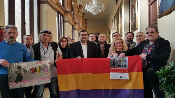 Fotos,, Programa Y Nota De La Rueda De Prensa Sobre La Desbandá Fotos,, Programa Y Nota De La Rueda De Prensa Sobre La Desbandá