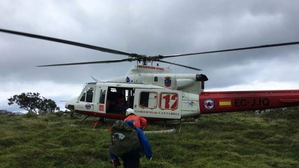 Helicóptero del Gobierno de Cantabria Helicóptero del Gobierno de Cantabria
