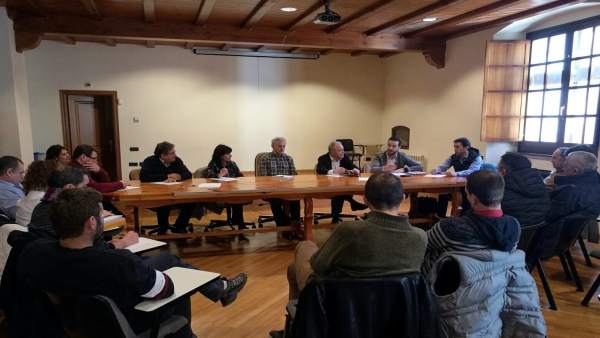 La reunión se ha celebrado este lunes en Bielsa (Huesca) La reunión se ha celebrado este lunes en Bielsa (Huesca)