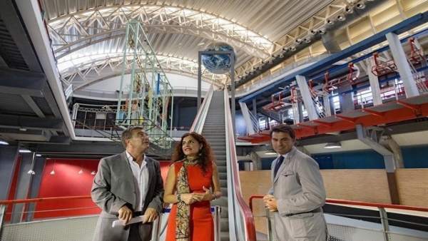 Obras en el pabellón del futuro. Obras en el pabellón del futuro.
