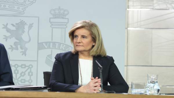 Rueda de prensa de Fátima Báñez tras el Consejo de Ministros Rueda de prensa de Fátima Báñez tras el Consejo de Ministros