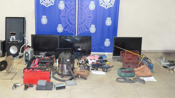 Elementos intervenidos al grupo criminal detenido Elementos intervenidos al grupo criminal detenido