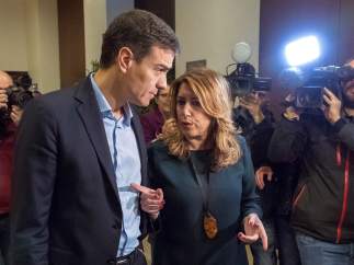 Pedro Sánchez, secretario general del PSOE, y Susana Díaz, presidenta de la Junta de Andalucía.