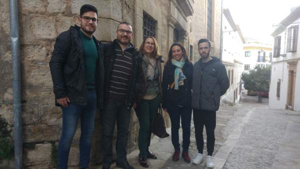 Encuentro de concejales del PSOE con miembros de la asociación Torre del Concejo Encuentro de concejales del PSOE con miembros de la asociación Torre del Concejo
